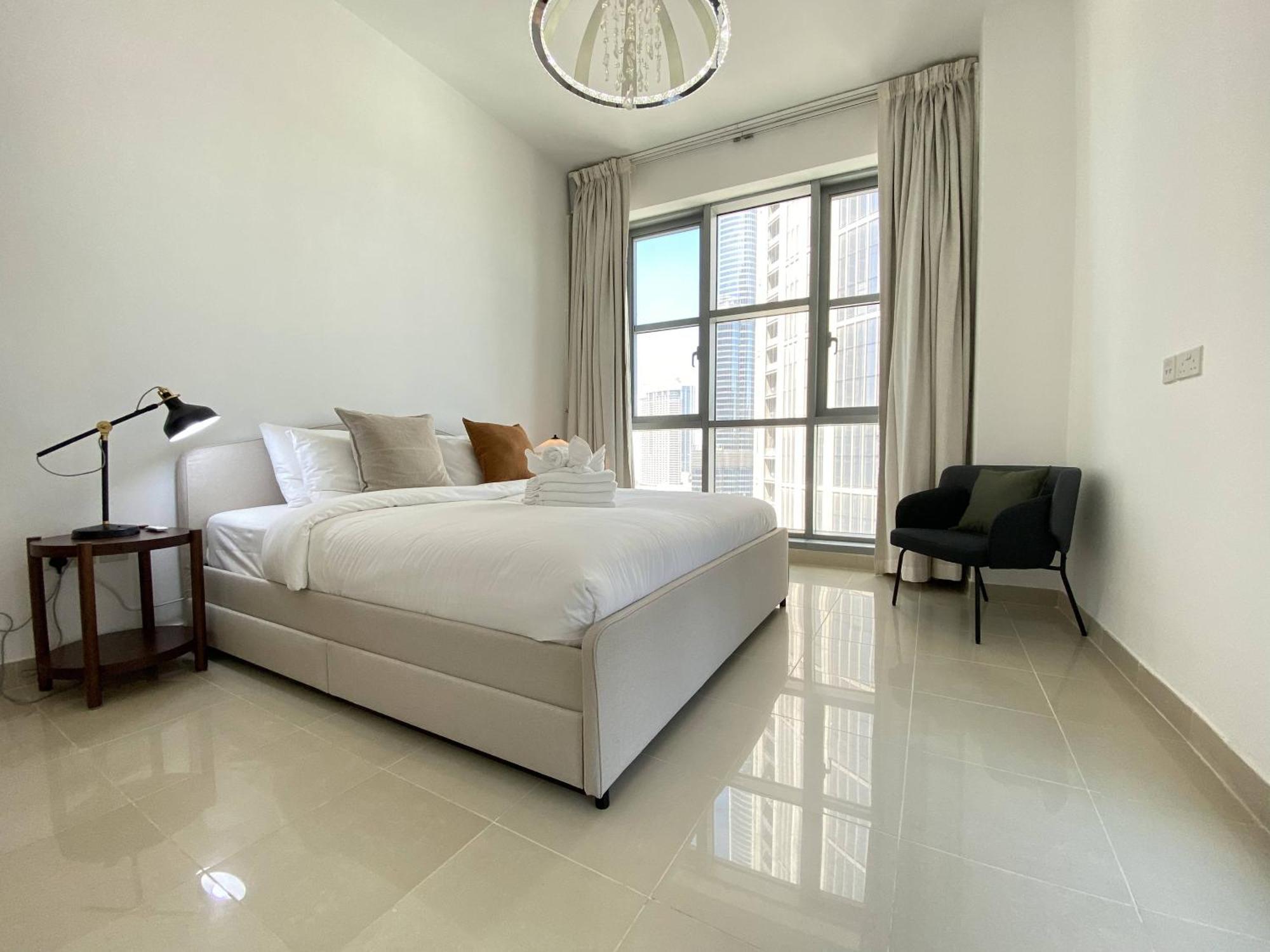 Lux Bnb Standpoint Tower Burj & Fountain Views ดูไบ ภายนอก รูปภาพ