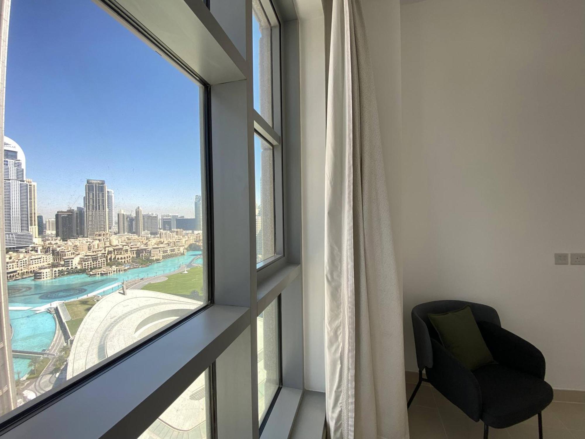 Lux Bnb Standpoint Tower Burj & Fountain Views ดูไบ ภายนอก รูปภาพ